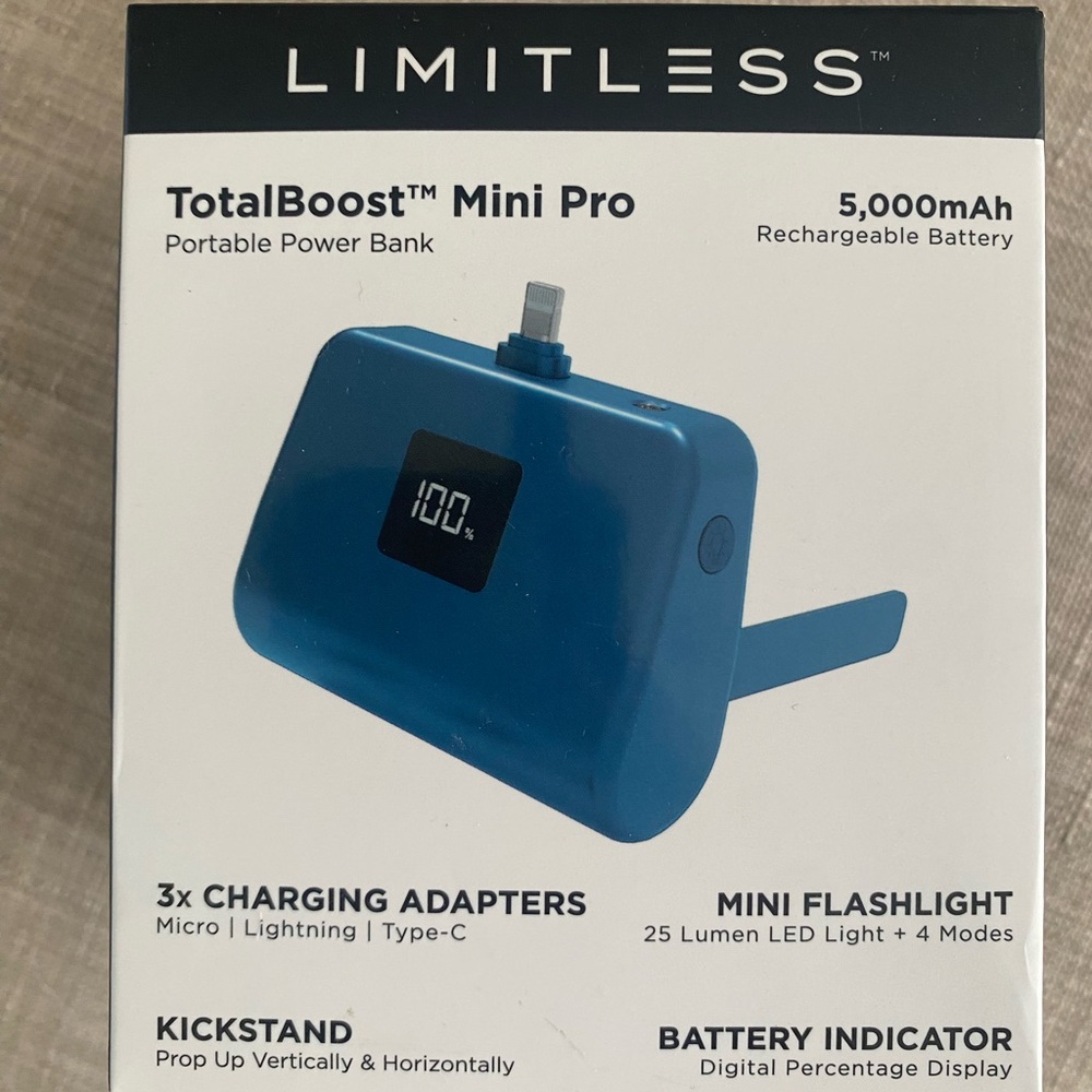 NIB LIMITLESS TotalBoost Mini Pro 5,000mAh Power Bank with Adapters & Kickstand